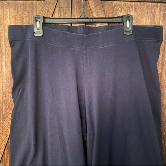 Old Navy Wide Leg Pants - Navy - Picture 2 of 3